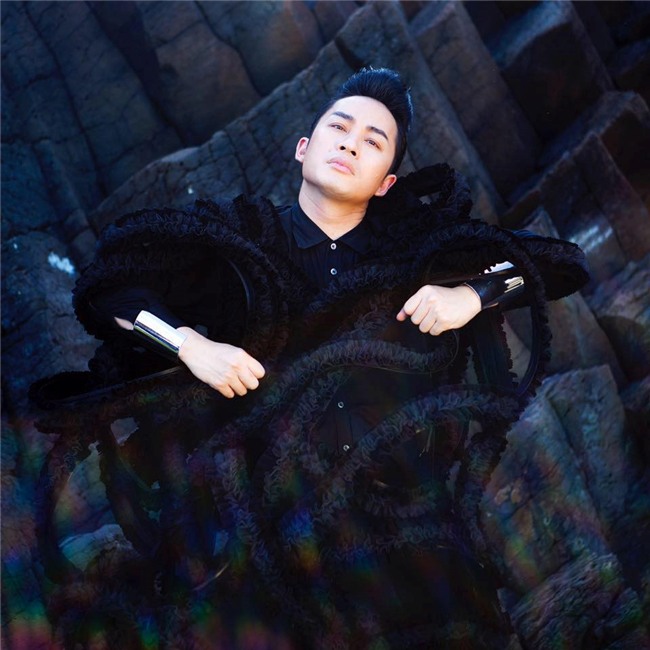 Tung Duong: 'Gia tre lon be dam duoi nhac Bolero dung la su thut lui' hinh anh 2