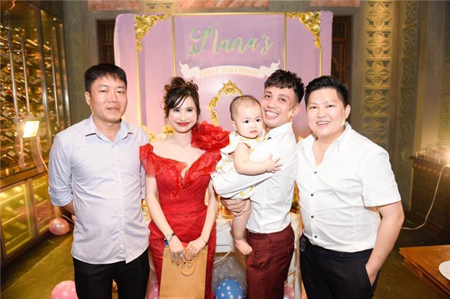 Xúc động bức tâm thư thiếu gia Minh Nhựa viết gửi vợ sau một năm hàn gắn tình cảm-9