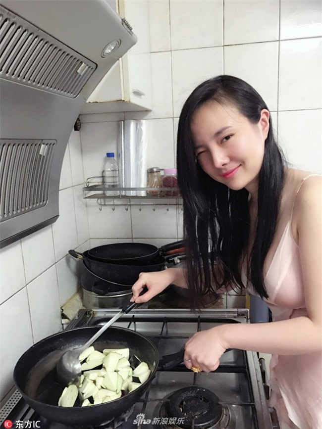 Sau 4 năm bị đuổi khỏi showbiz, Can Lộ Lộ trở lại với một hình ảnh khác - Ảnh 5.