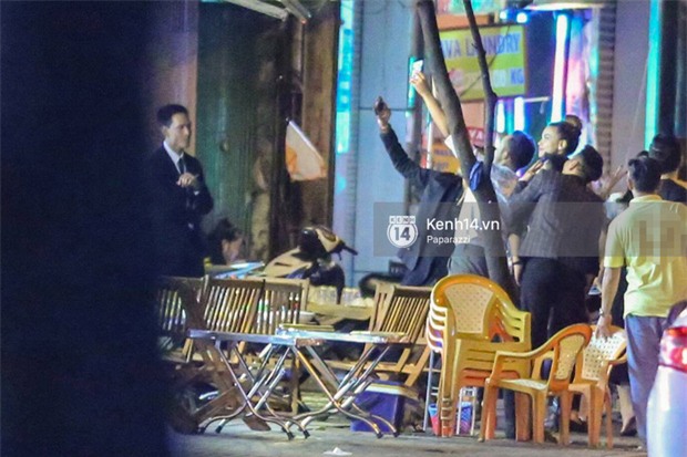 HOT: Bắt gặp Hà Hồ - Kim Lý tay trong tay đi ăn đêm rồi cùng về chung một nhà - Ảnh 8.