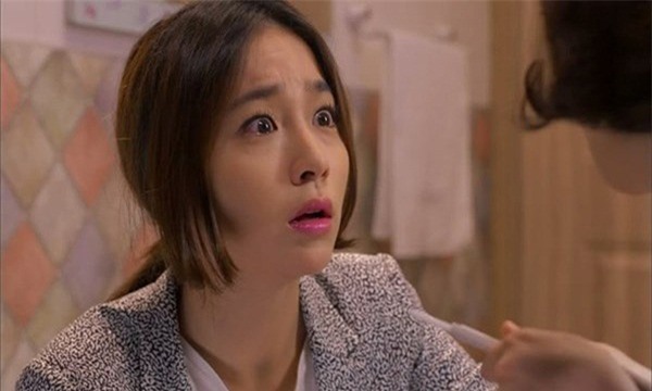 me chong bat qua tang con dau ngoai tinh, thay canh trong nha nghi thi "xiu ngay tai cho" - 1