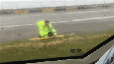 Những hình ảnh khủng khiếp khi siêu bão mạnh nhất trong vòng 5 năm đổ bộ vào Trung Quốc - Ảnh 4.