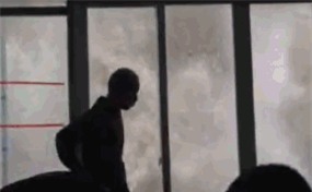 Những hình ảnh khủng khiếp khi siêu bão mạnh nhất trong vòng 5 năm đổ bộ vào Trung Quốc - Ảnh 9.