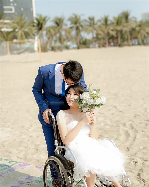 chuyen tinh ngot ngao cua chang trai thai binh dem long yeu co gai ngoi tren chiec xe lan - 8