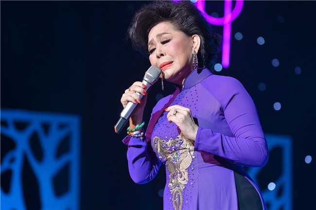 bung no dem nhac bolero: chi la 