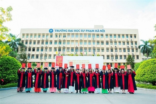 thu khoa xinh dep dh su pham dung nghi duong cung moi vao su pham