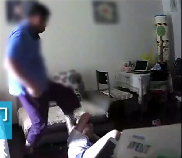 chong cu lien tuc den nha danh dap, nguoi phu nu da nhanh tri lam 1 viec cuu minh - 2