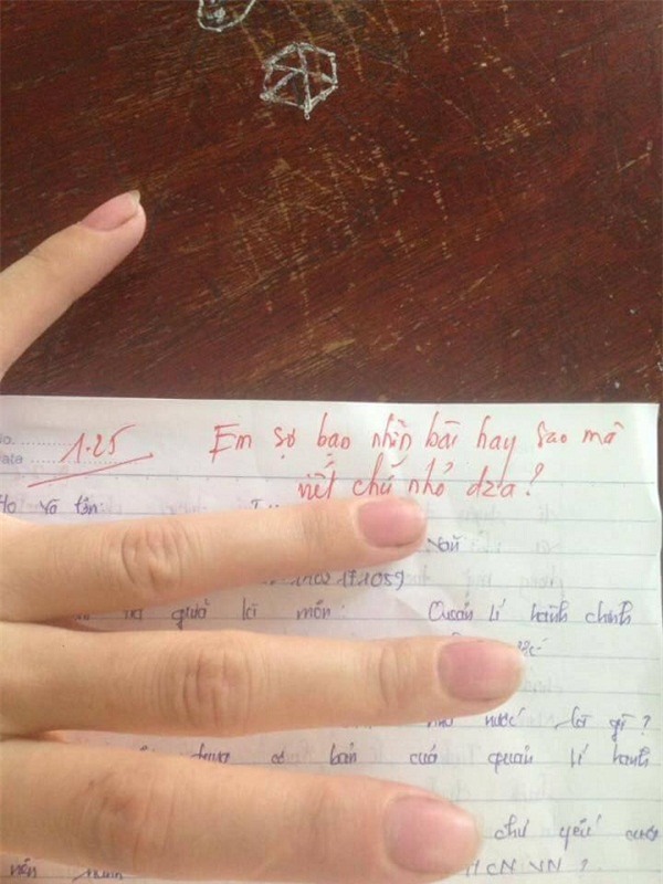 thay giao tre voi loat loi phe cuc ngau, sinh vien ngong doc nhan xet hon diem so - 2