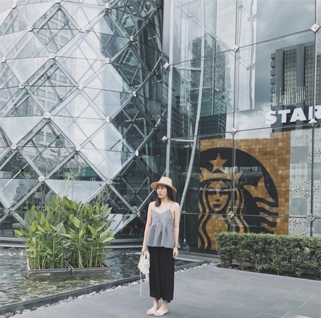 Kỳ Duyên, Ngọc Trinh rủ nhau diện đồ trễ nải trong street style tuần này - Ảnh 14.