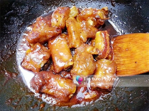 bat mi 2 cach lam suon xao chua ngot dung chuan mau dep, thit mem ton com vo cung - 6