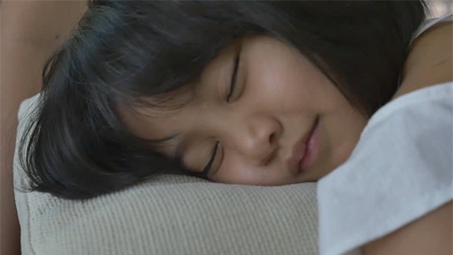 ban trai cham dut moi tinh mot nam chi vi co gai mac "benh kho noi" khi ngu - 2