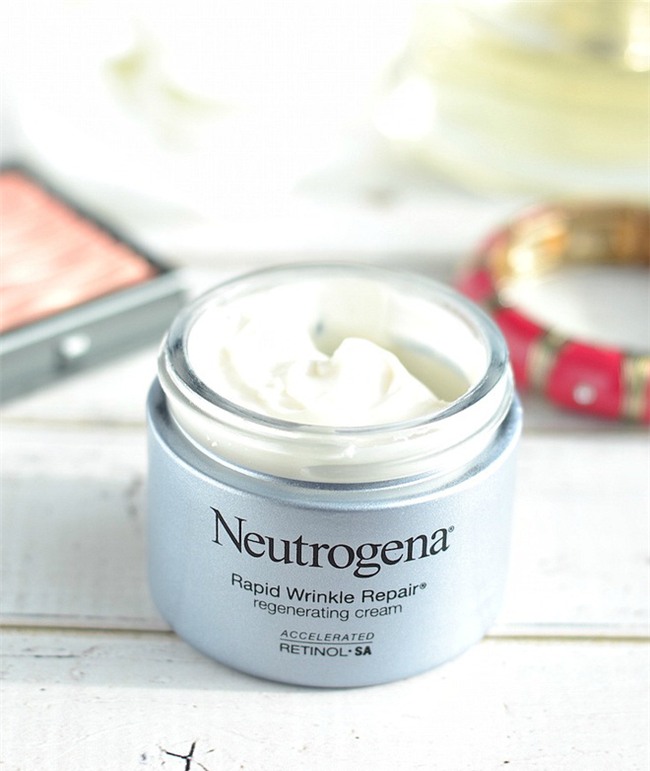 Chưa cần đến sản phẩm đắt tiền, đây là 5 dòng kem chống lão hóa giá dưới 500 ngàn mà nàng nào cũng nên thử - Ảnh 7.