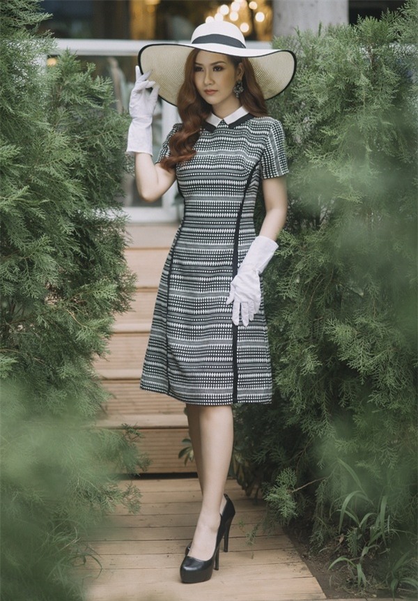 Phi Thanh Vân khoe vòng 1 ngồn ngộn, Mlee mặc váy vóc rườm rà lọt top sao xấu tuần này-8