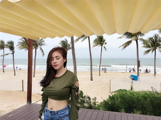 Bức ảnh HOT nhất trong ngày: Bà Tưng xuất hiện với chiếc cằm như muốn rụng-10