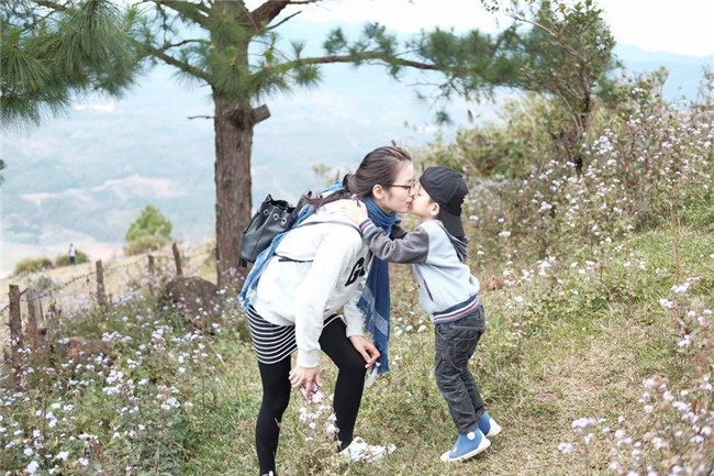 phat ngon "gay bao" cua me 8x: "luoi day con moi pho mac con minh cho truong quoc te" - 6