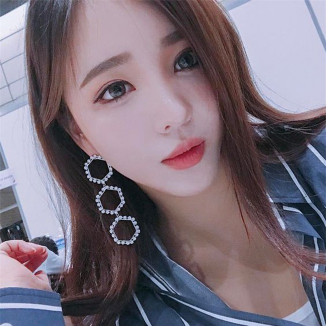 7 bi kip cham soc da hieu qua danh rieng cho chi em van phong - 1