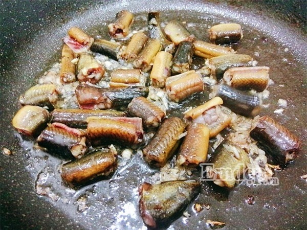 Món lươn om chuối xanh