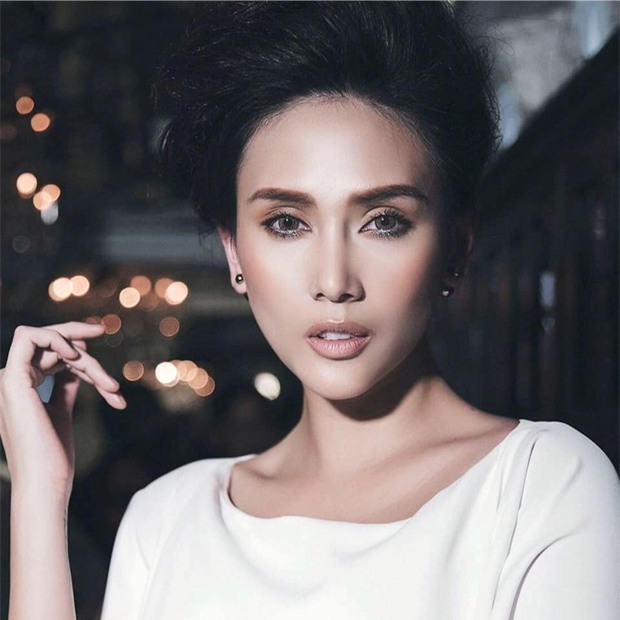 Mỹ nhân Vbiz cùng tuổi, ai xinh đẹp và trẻ trung hơn? - Ảnh 18.