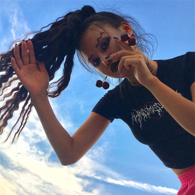 Không thể ngờ có ngày lông mày hình sợi mì lại lên ngôi!-2