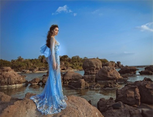 Nguyễn Thị Huyền, hoa hậu, làng sao