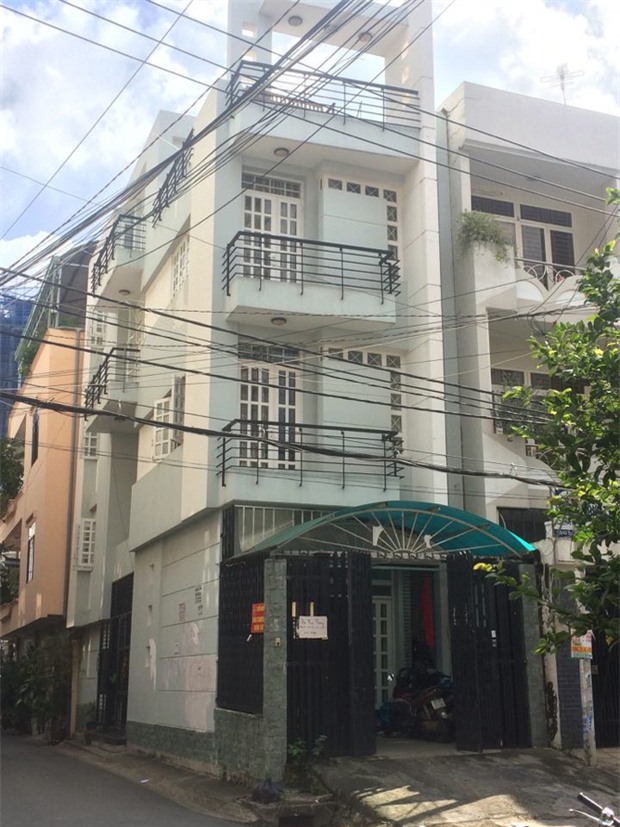 Lật tẩy thủ đoạn chủ nhà trọ dùng hợp đồng ma lừa tiền đặt cọc của sinh viên ở Sài Gòn - Ảnh 2.