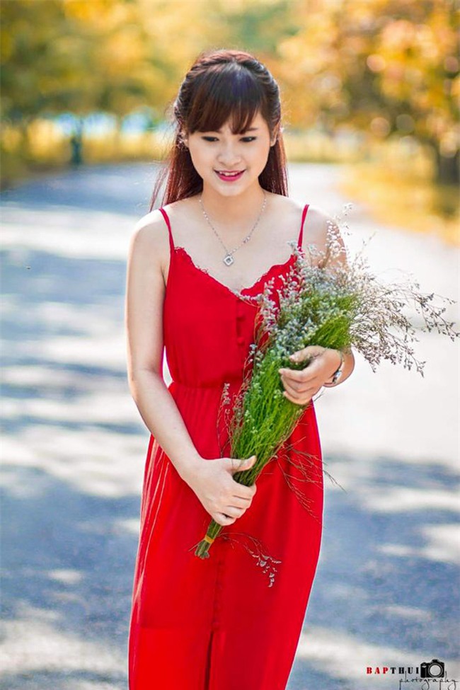 Bạn muốn hẹn hò: Cô gái xinh đẹp bị tấn công Facebook dù chưa lên sóng - Ảnh 2.