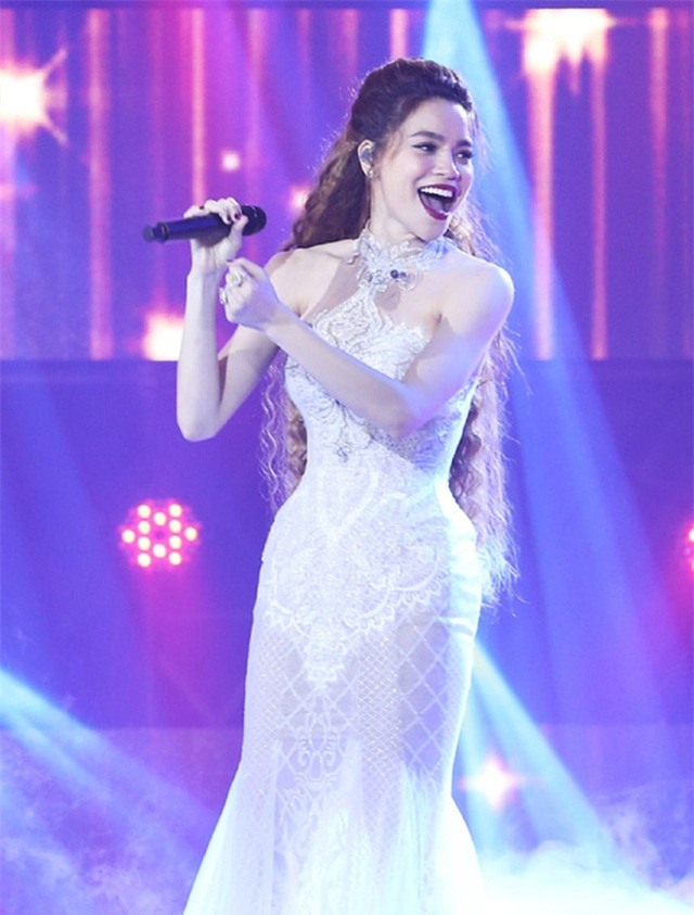 Từ trái tim đến trái tim là cách Hồ Ngọc Hà đang tìm khán giả của mình hiện nay