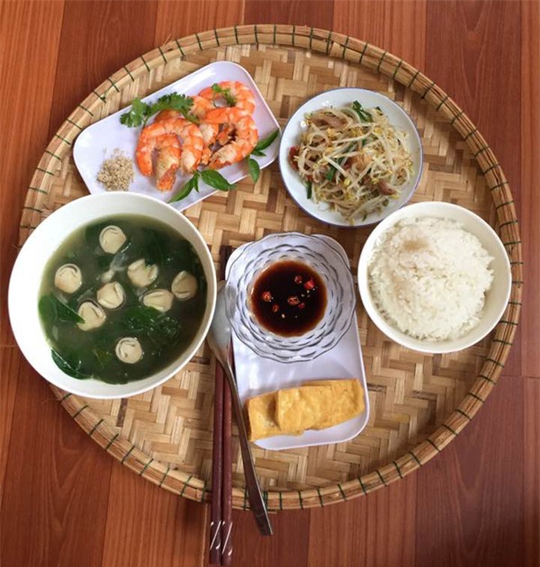 con dau hoang mang cau cuu dan mang vi sau sinh me chong cho an mi nau ca - 16