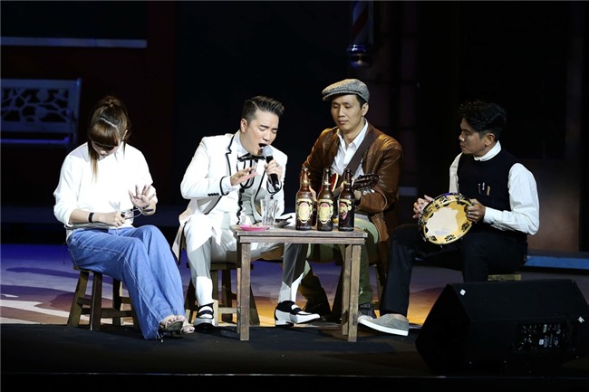 Khán giả rùng mình khi Đàm Vĩnh Hưng làm mới ca khúc bằng nhạc đám ma-3