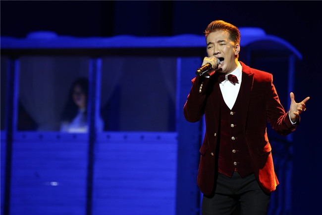 Khán giả rùng mình khi Đàm Vĩnh Hưng làm mới ca khúc bằng nhạc đám ma-6