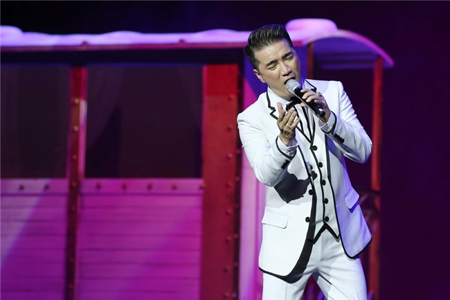 Khán giả rùng mình khi Đàm Vĩnh Hưng làm mới ca khúc bằng nhạc đám ma-8