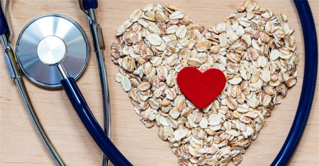 Giảm cholesterol với những phương pháp tự nhiên đơn giản, ngăn chặn bệnh tim mạch - Ảnh 1.