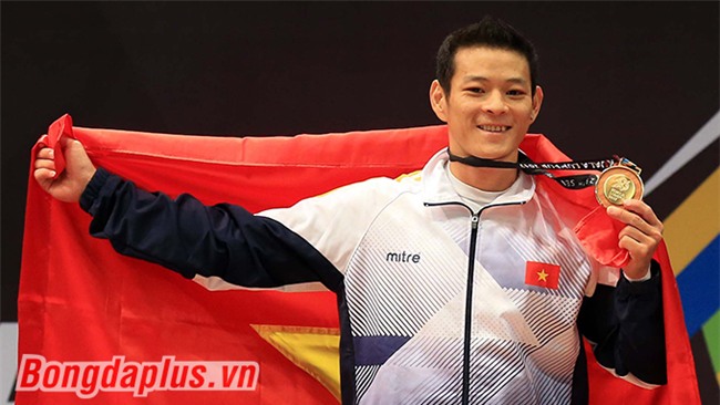 Thạch Kim Tuấn giành HCV cử tạ dù thành tích không như ý