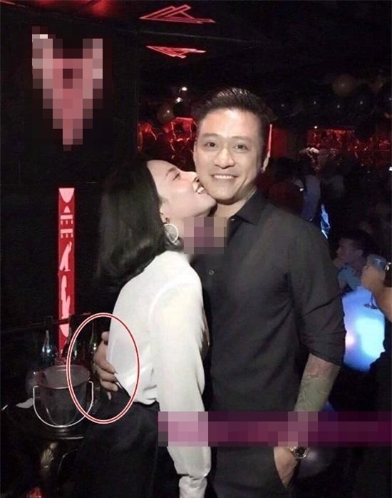 Fan nữ gây sóng gió cho Tuấn Hưng đâu chỉ có một người, xem loạt ảnh dưới đây thì biết-1