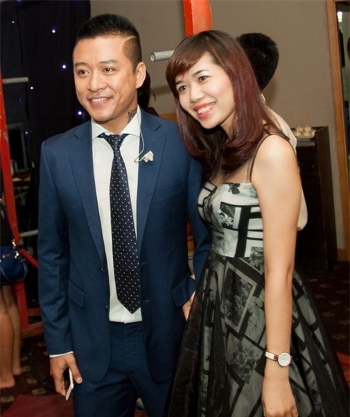 Fan nữ gây sóng gió cho Tuấn Hưng đâu chỉ có một người, xem loạt ảnh dưới đây thì biết-9