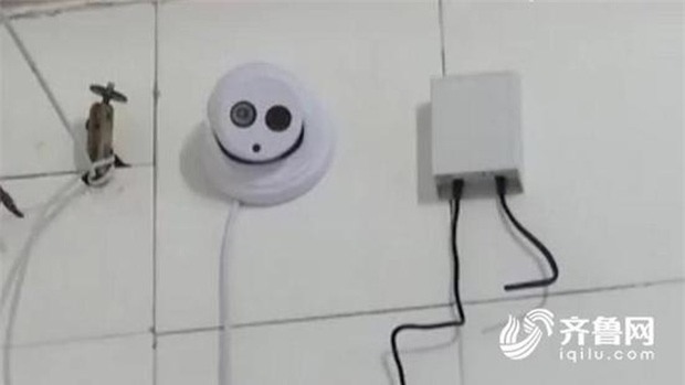 Rùng mình tủ lạnh trong nhà bếp trường mầm non có gián, mì để quá 3 năm chứa đầy ấu trùng - Ảnh 4.