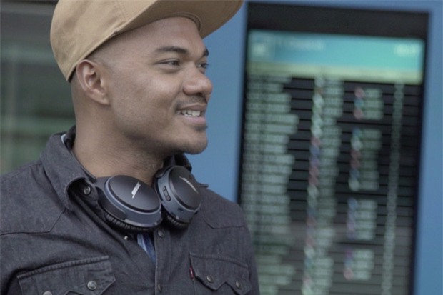 Lạc mẹ ngay giữa chợ, cậu bé 5 tuổi gặp được một người tài xế và cuộc đời em thay đổi từ đây - Ảnh 6.