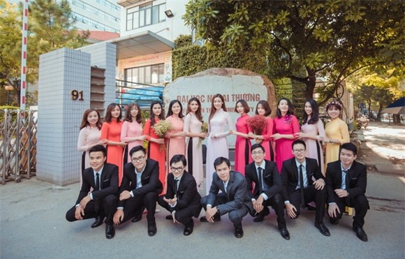 Hoa hậu mỹ linh,hoa hậu việt nam 2016,mỹ linh chụp kỷ yếu,Hoa hậu