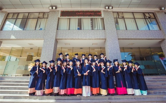 Hoa hậu mỹ linh,hoa hậu việt nam 2016,mỹ linh chụp kỷ yếu,Hoa hậu