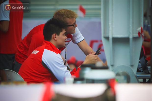 Nhìn Schooling được chăm sóc tận răng, mới thấy Ánh Viên thật phi thường - Ảnh 4.