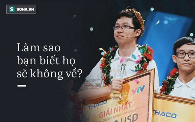 Quán quân Olympia về hay ở – Tại sao chúng ta cứ phải làm quá lên như vậy? - Ảnh 1.