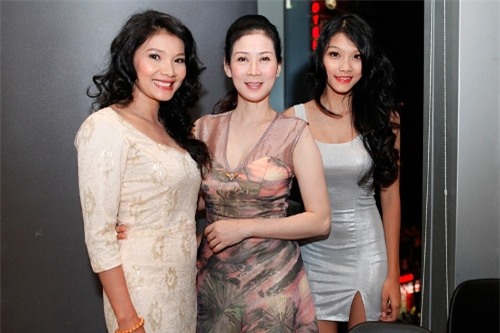 sao việt, diễm hương, diễm hương và tên tội phạm, diễm hương và tội phạm truy nã, người yêu diễm hương,chuyện làng sao