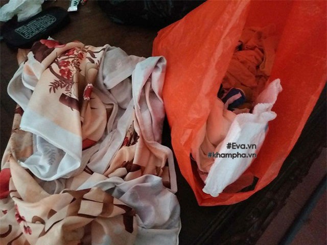 me bo roi con trai 1 tuoi duoi gam xe: be khoe manh nhung khoc nho me nhieu - 2