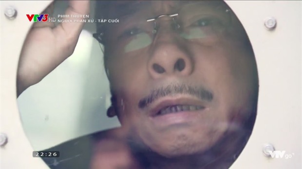 Tập cuối Người phán xử: Cảnh công an gạt tay cháu nội Phan Quân gây tranh luận dữ dội - Ảnh 5.