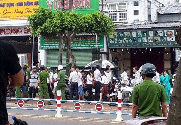 Vụ cướp ngân hàng ở Đồng Nai: Vừa cướp xong đã đánh rơi gần 150 triệu đồng khi tẩu thoát - Ảnh 1.