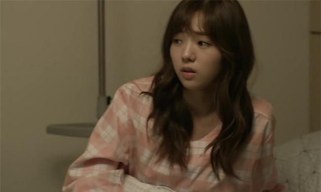 Gặp phải chuyện bi hài khi ngủ trông nhà cho người yêu - Ảnh 2.