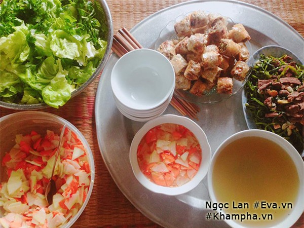 Mẹ 9x Thanh Hóa khoe những mâm cơm quê giản dị mà đề huề hút nghìn like - Ảnh 10.