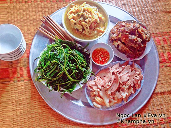 Mẹ 9x Thanh Hóa khoe những mâm cơm quê giản dị mà đề huề hút nghìn like - Ảnh 12.