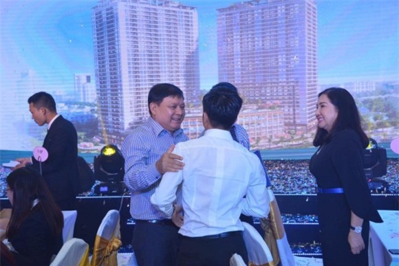 ,đại gia Cường Đô la,cường đô la và subeo, mẹ cường đô la, sao Việt