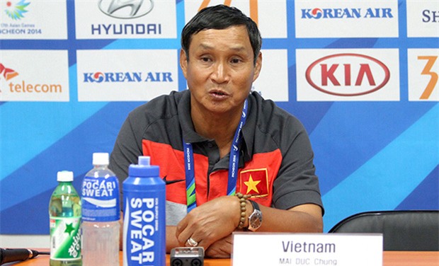 Vì sao bóng đá Việt Nam nên thuê thầy ngoại? - Ảnh 1.